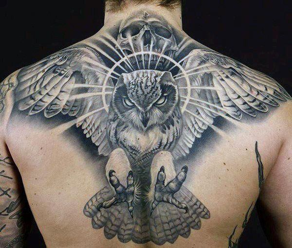Pöllö tatuointi
