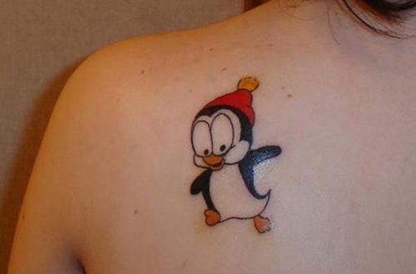 hauska pingviini tatuointi