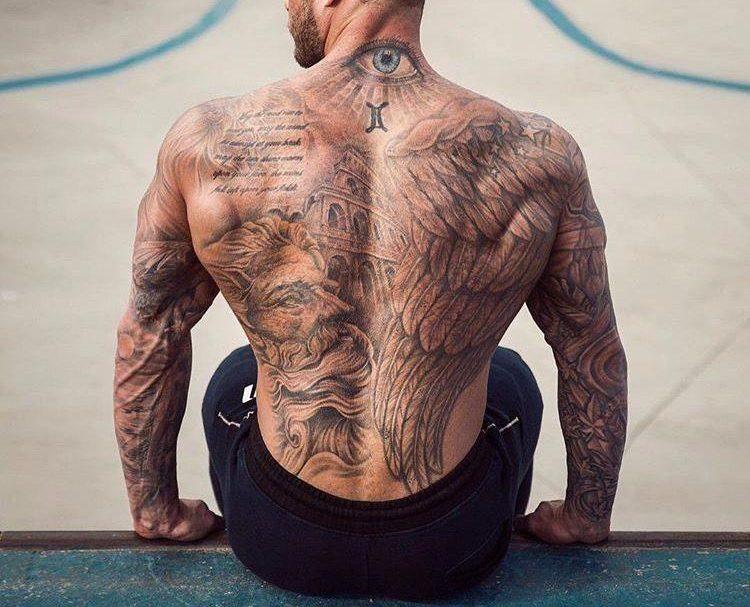 татуировка на голям човек
