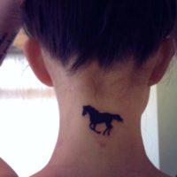 Tatuagem de Cavalo – O que Representa & 90 Tattoos Fabulosas!