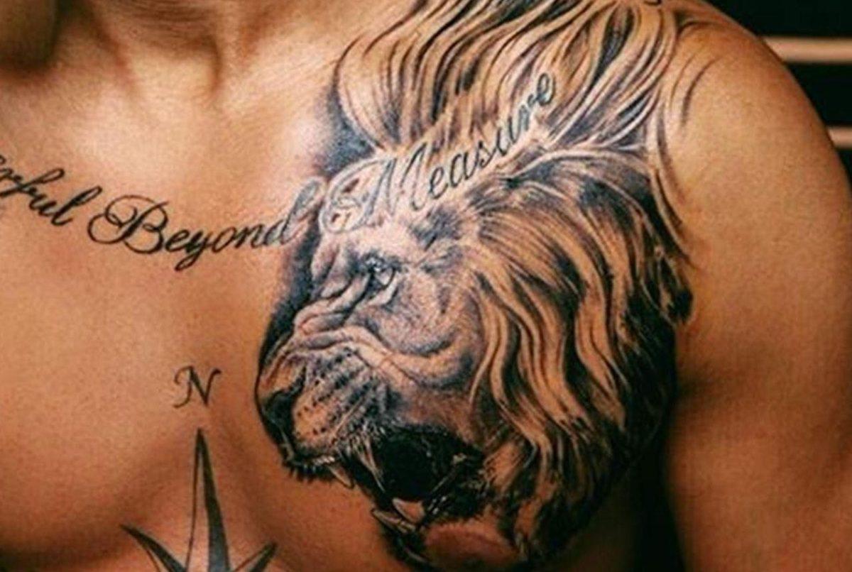 Löwen Brust Tattoo