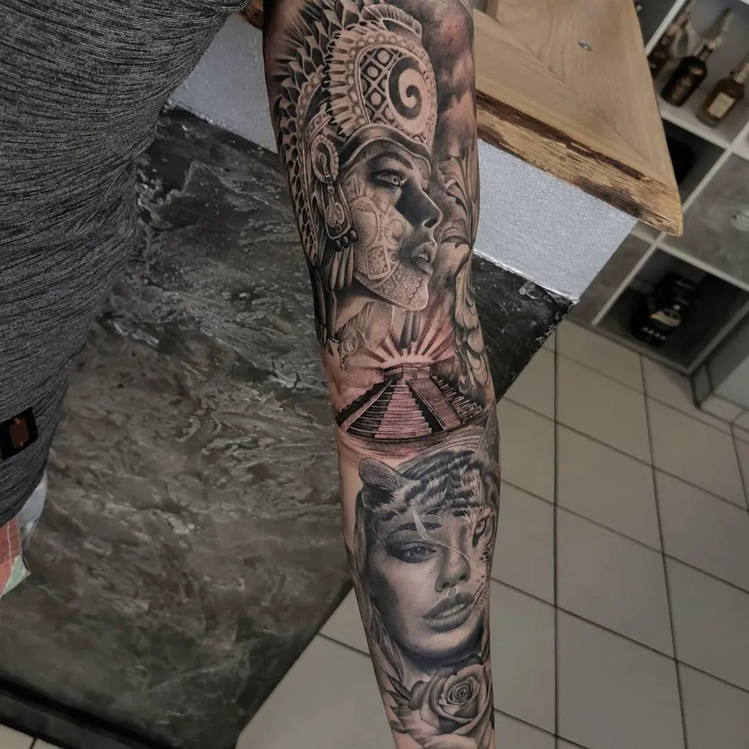 100 Beschte Aztec Tattoos fir Männer (an hir Bedeitungen)