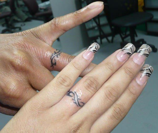 палец татуировки 207