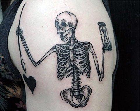 40 csontváz tetoválás (és mit jelentenek)