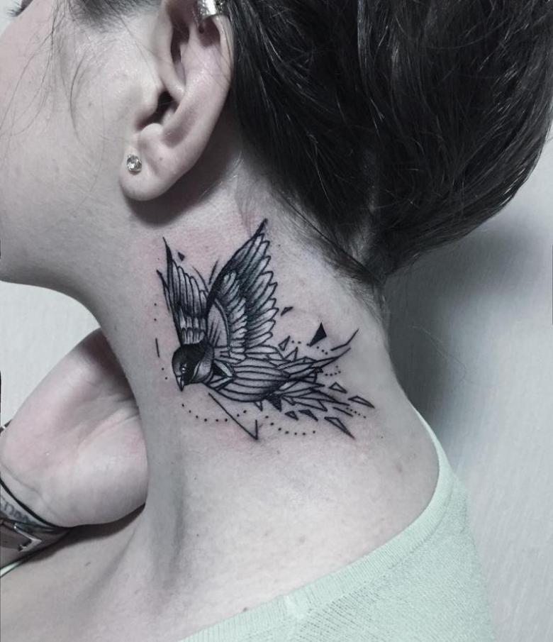 50 татуировок с гильотиной: лучший дизайн и смысл