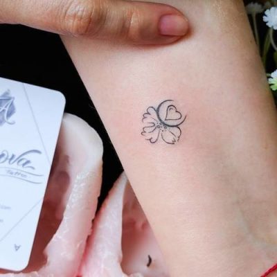 55 МАЛЫХ татуировок с большим смыслом для женщин