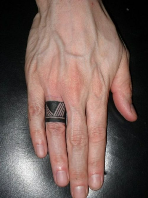 60 идей татуировок на пальцах для мужчин