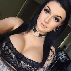 Cloe Raven