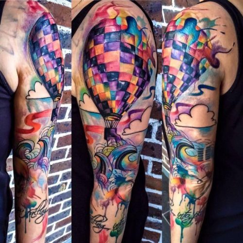 Цветные татуировки, которые вдохновят вас