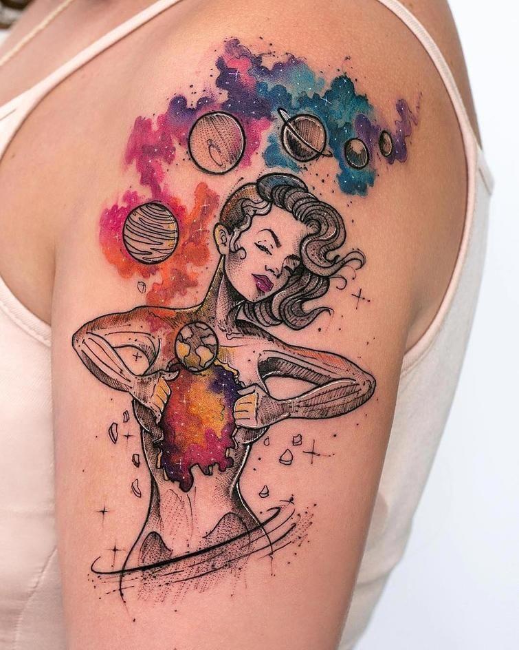 Gekleurde tatoeëermerke wat jou sal inspireer