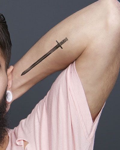 Маленькие татуировки для мужчин 75 дизайнов в изображениях