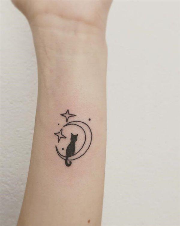 Kleine und originelle Tattoos für Frauen am Arm