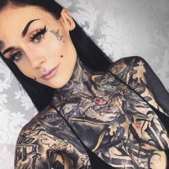 Monami Frost (Irena Straume)