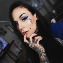 Monami Frost (Irena Straume)