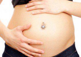 Przekłuwanie pępka podczas ciąży: czy można to zostawić?