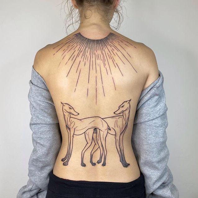 Постати уметник тетоважа: како то учинити и које курсеве треба следити