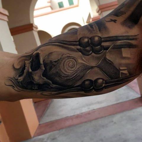 татуировка на внутренней стороне руки 17