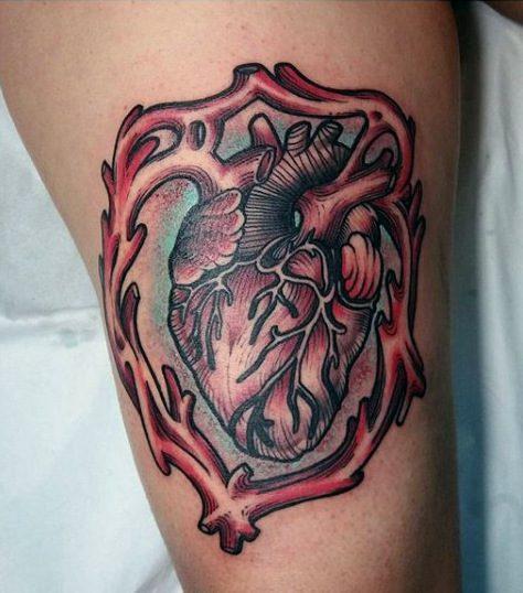 реалистичное анатомическое тату в форме сердца 137