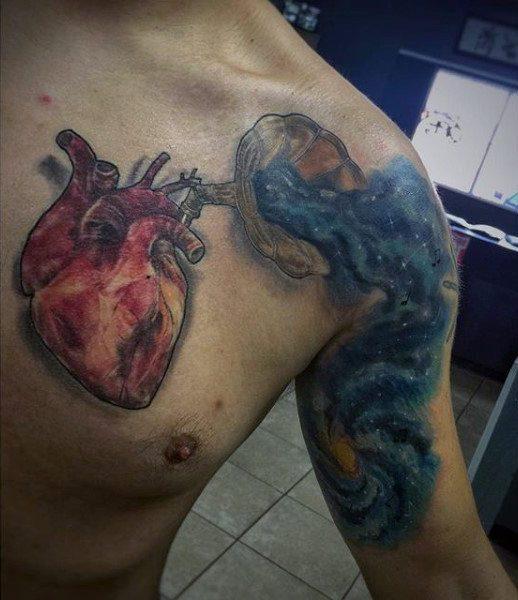 реалистичное анатомическое тату в форме сердца 47