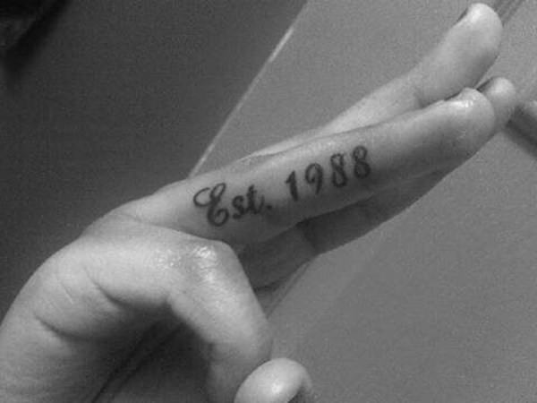 палец татуировки 176