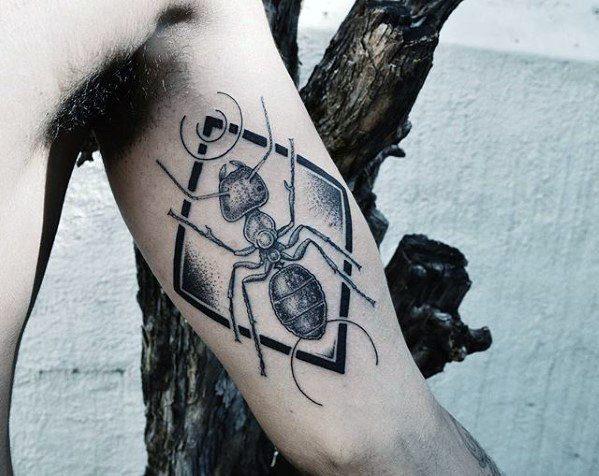 татуировка муравей 126