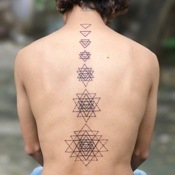 геометрическая татуировка 1504