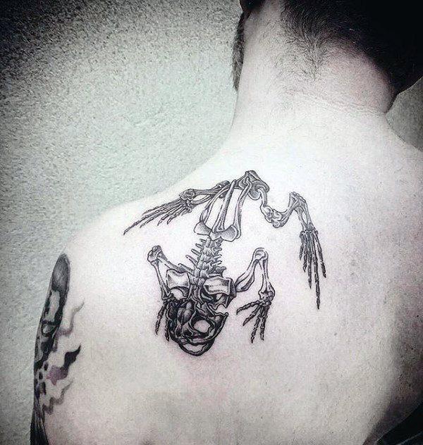 татуировка лягушка 98