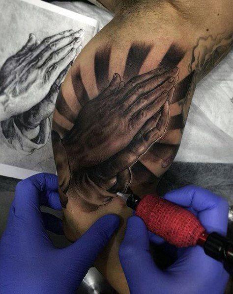 татуировка руки 31