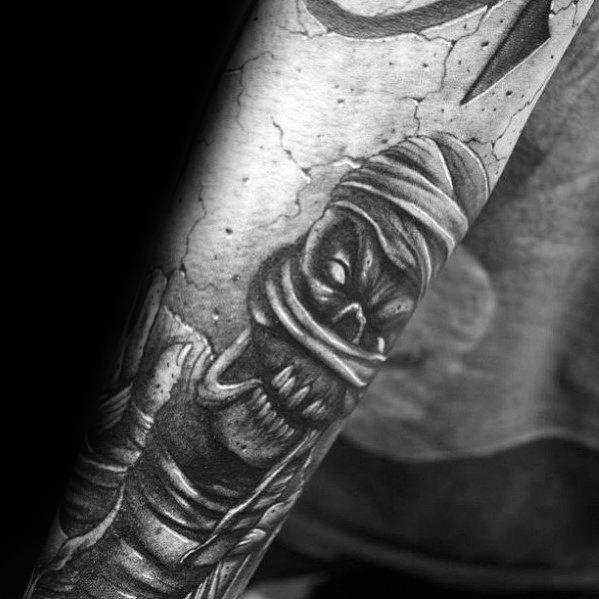 Татуировки мужские на предплечье Мумия