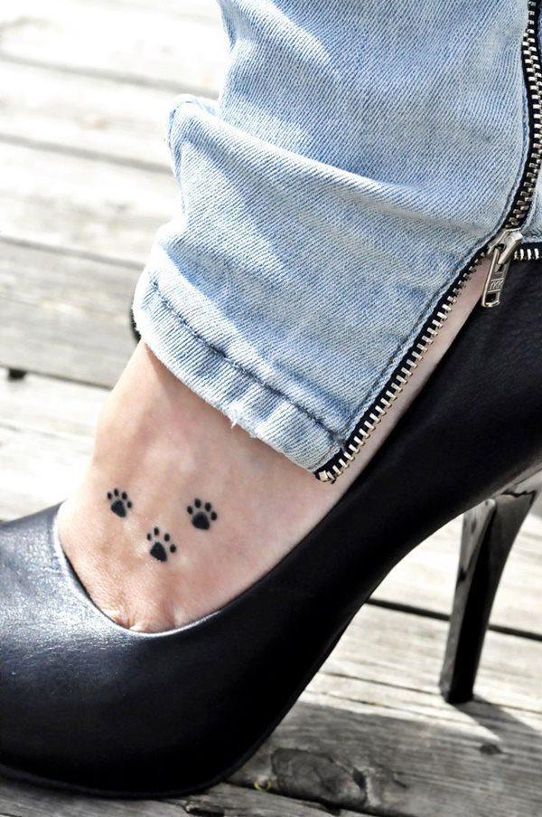 татуировка на ноге 272