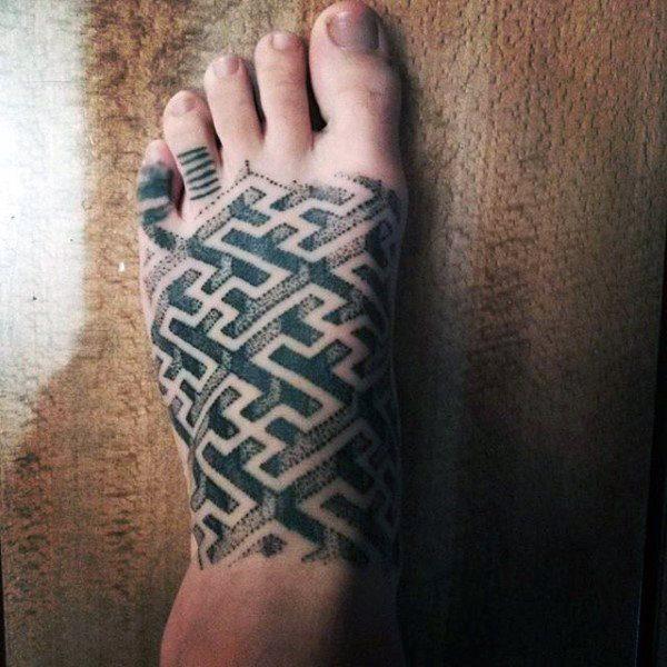 татуировка на ноге 500
