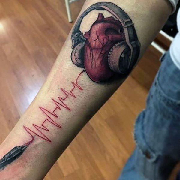 сердцебиение татуировка 17