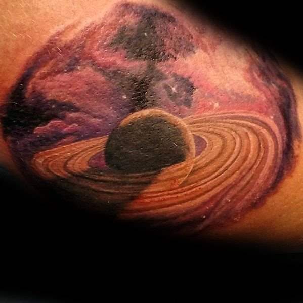 татуировка сатурн 23