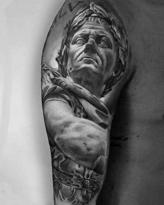 римская статуя тату 77
