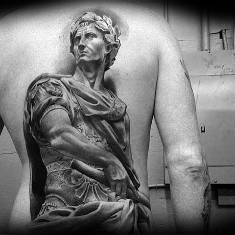 римская статуя татуировка 95