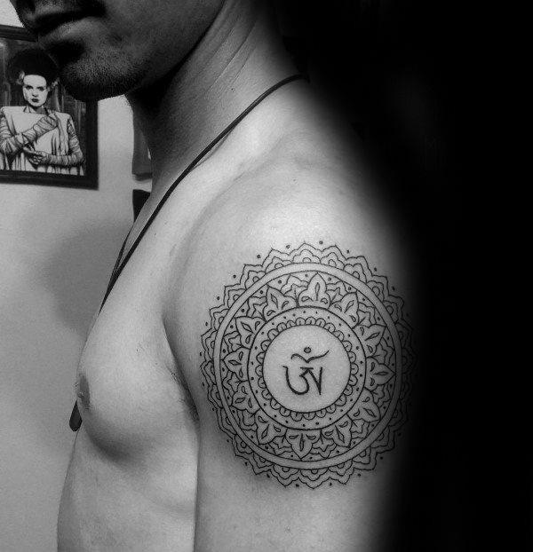 ом символ татуировки 135
