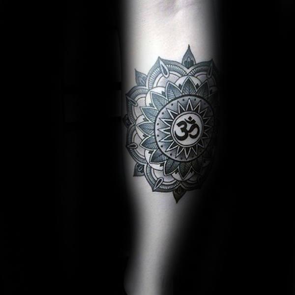 ом символ татуировки 145
