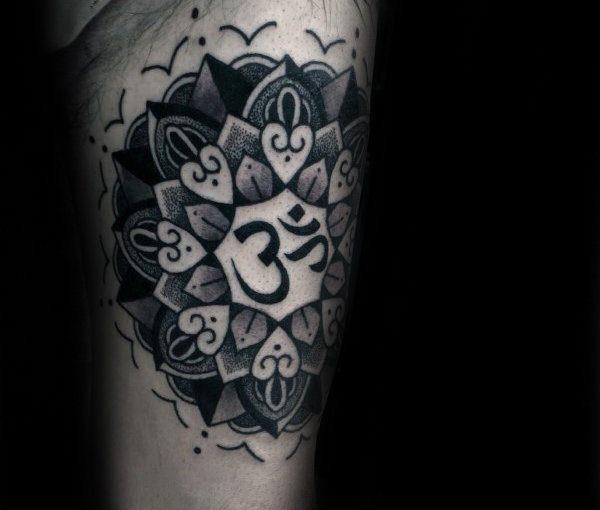 ом 69 символ татуировки