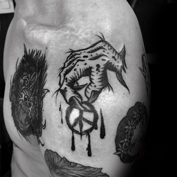 татуировка символ мира 63