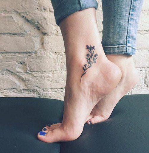 Tatuaże na nogach: wzory, trendy i style