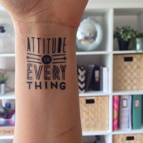 Татуировки на запястье: 60 лучших оригинальных идей