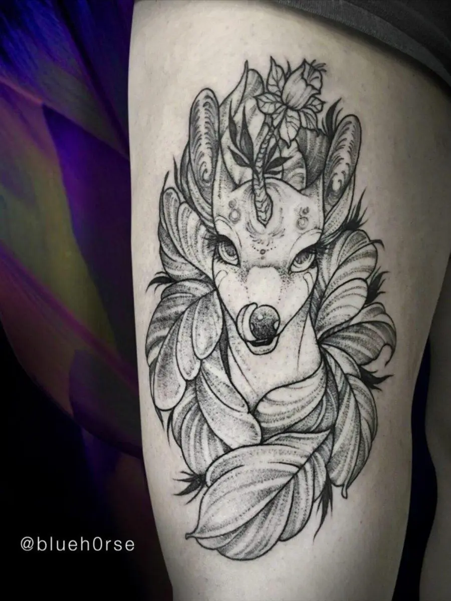 Get inspired by geometric tattoo designs