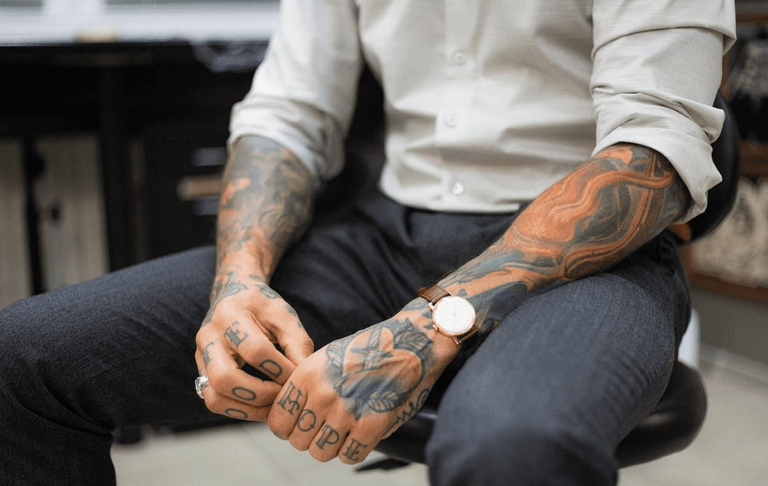 Tillfälliga tatueringar: bläck som bleknar efter ett år.