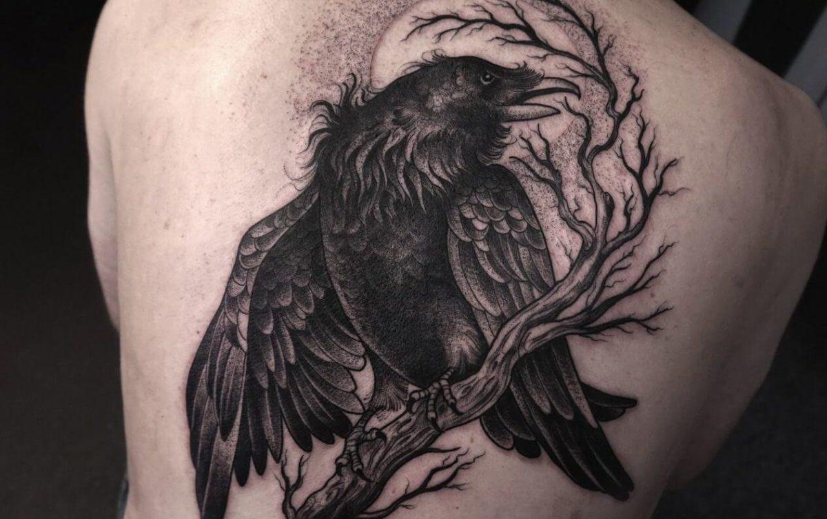 Fascinating raven tattoos - photo and meaning - All about tattoos
