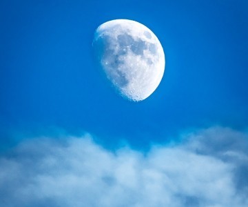 Луна в июне 2021 года &#8212; новолуние с солнечным затмением и полнолуние в Козероге