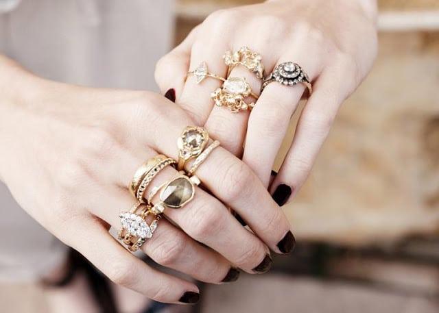Обручальные кольца – классика или модерн?