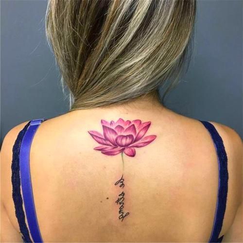 20+ Fikradaha Tattoo Ubaxa Lotus (macnaha iyo waxyoonay)