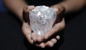 Чем отличается алмаз от бриллианта