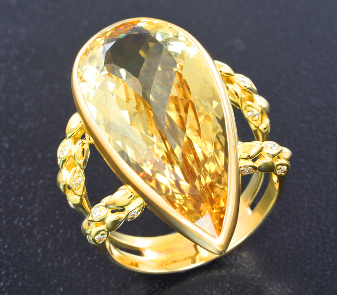Heliodor in anelli - gioielli "solari".
