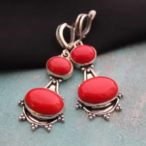 Какие бывают украшения из красного коралла
